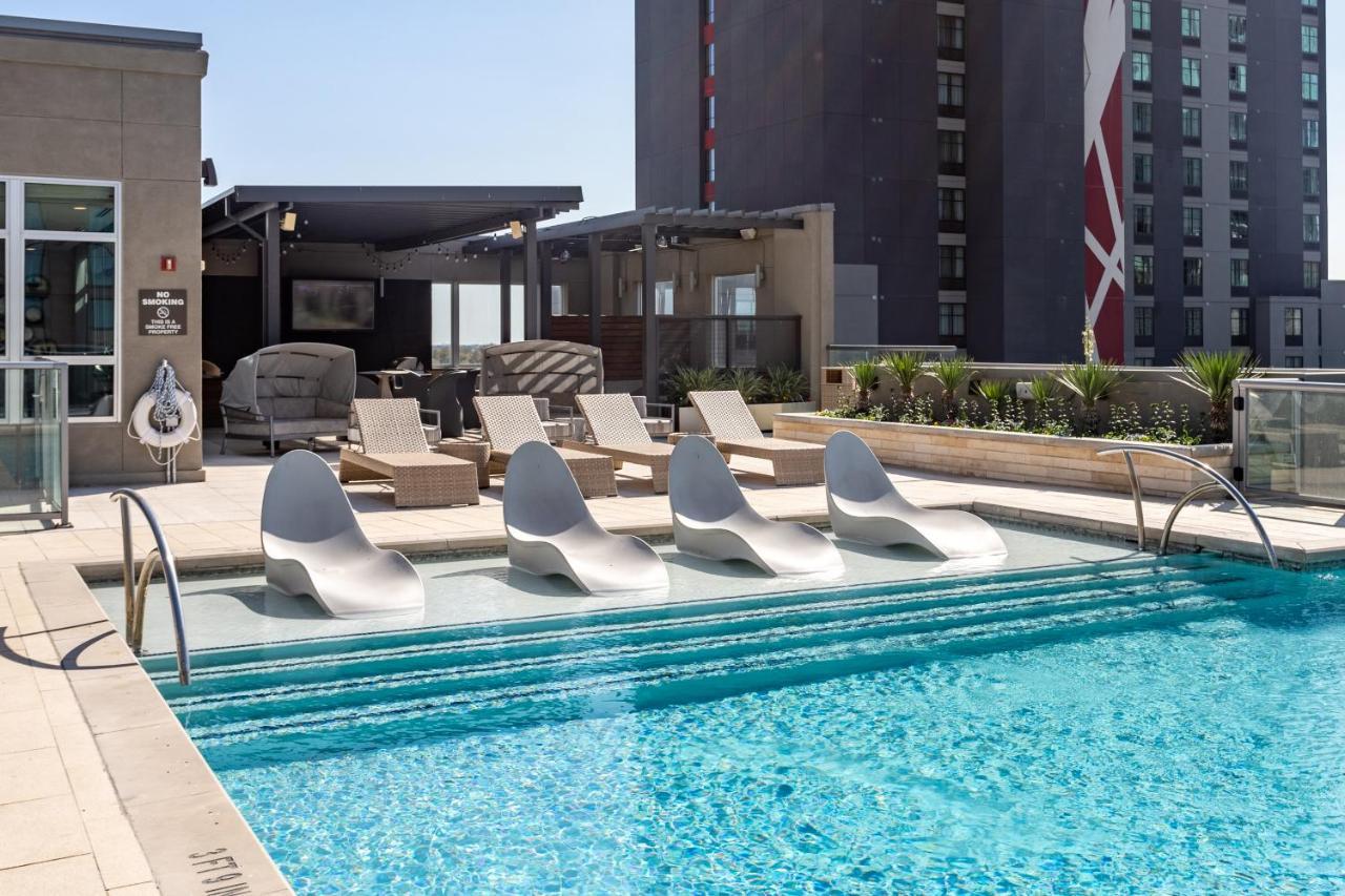 Locale Austin - Rainey Street Apartment Bagian luar foto