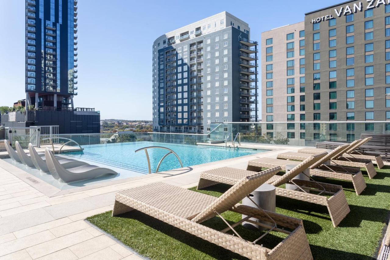 Locale Austin - Rainey Street Apartment Bagian luar foto