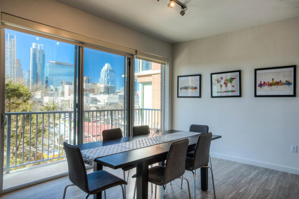 Locale Austin - Rainey Street Apartment Bagian luar foto