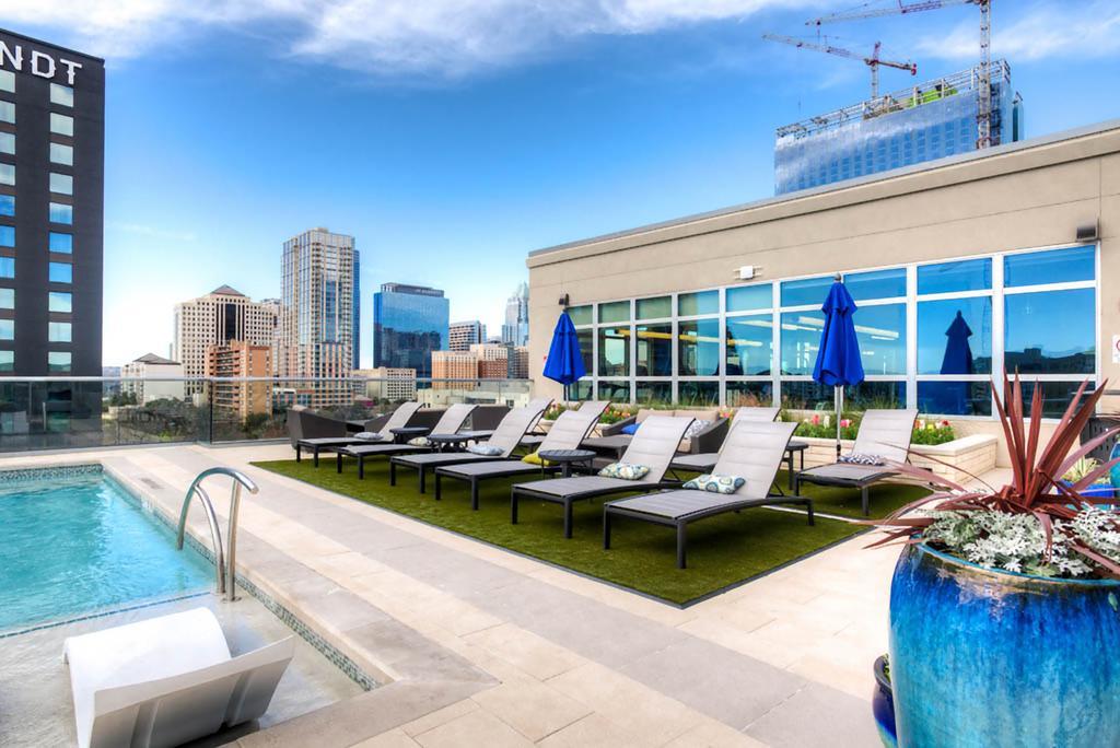 Locale Austin - Rainey Street Apartment Bagian luar foto
