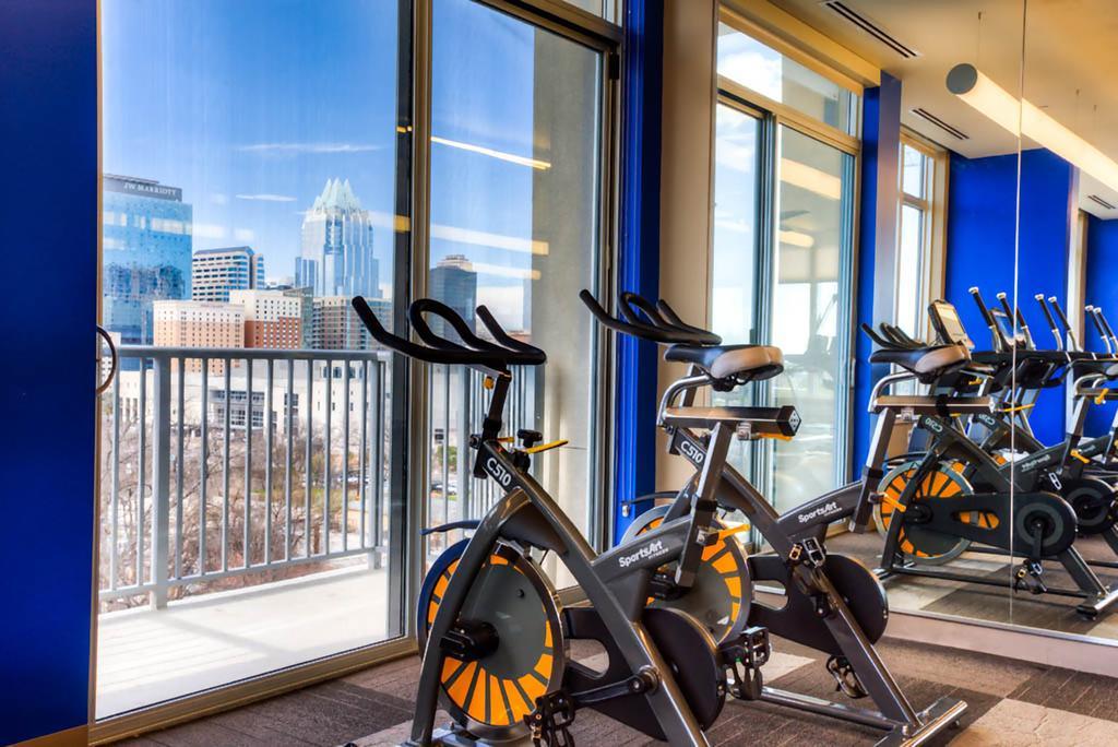 Locale Austin - Rainey Street Apartment Bagian luar foto