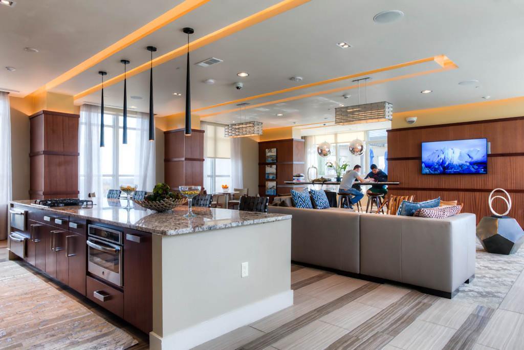 Locale Austin - Rainey Street Apartment Bagian luar foto