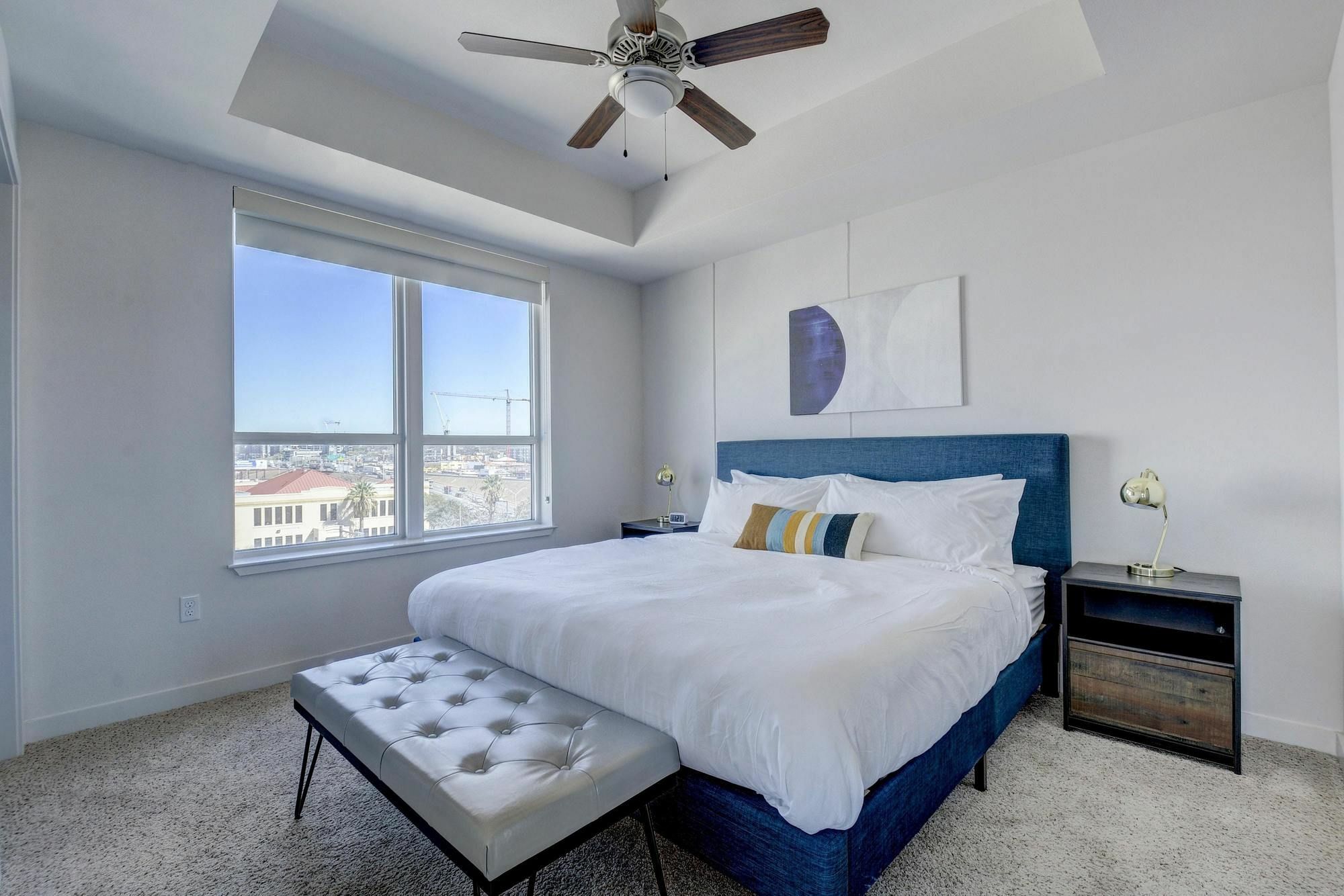 Locale Austin - Rainey Street Apartment Bagian luar foto